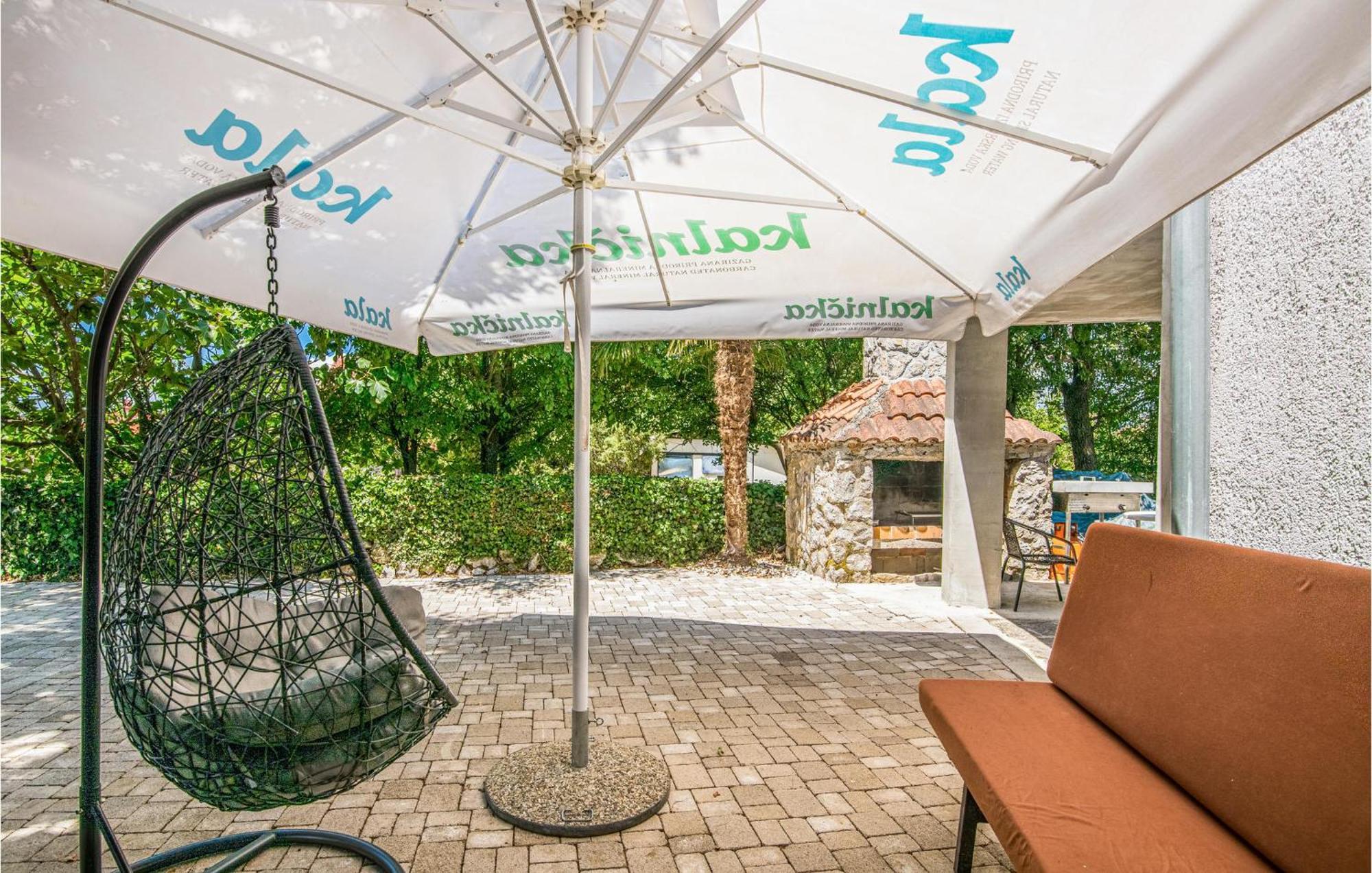 Amazing Home In Malinska Dubasnica With Wifi Extérieur photo